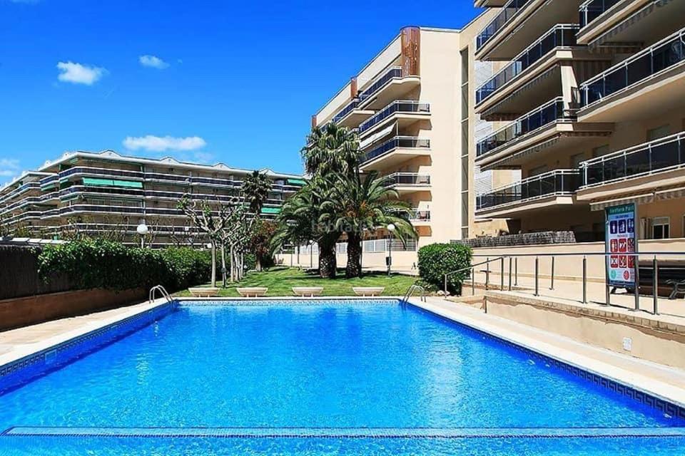 Appart Standing 2 Chambres 2Sdb Clim Piscine Parking Wifi Terrasse 21M2 Local Velo Port-Aventura, Plage, Centre Salou Exterior foto